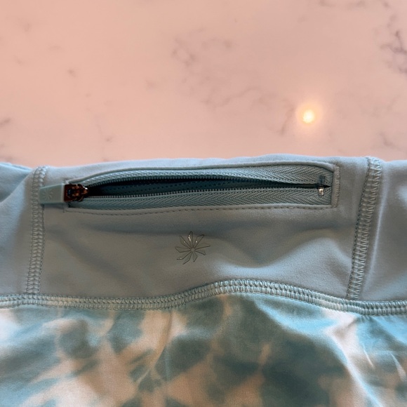 Athleta Girls size Large (12) Light Blue tie-dye Skort - Picture 14 of 14